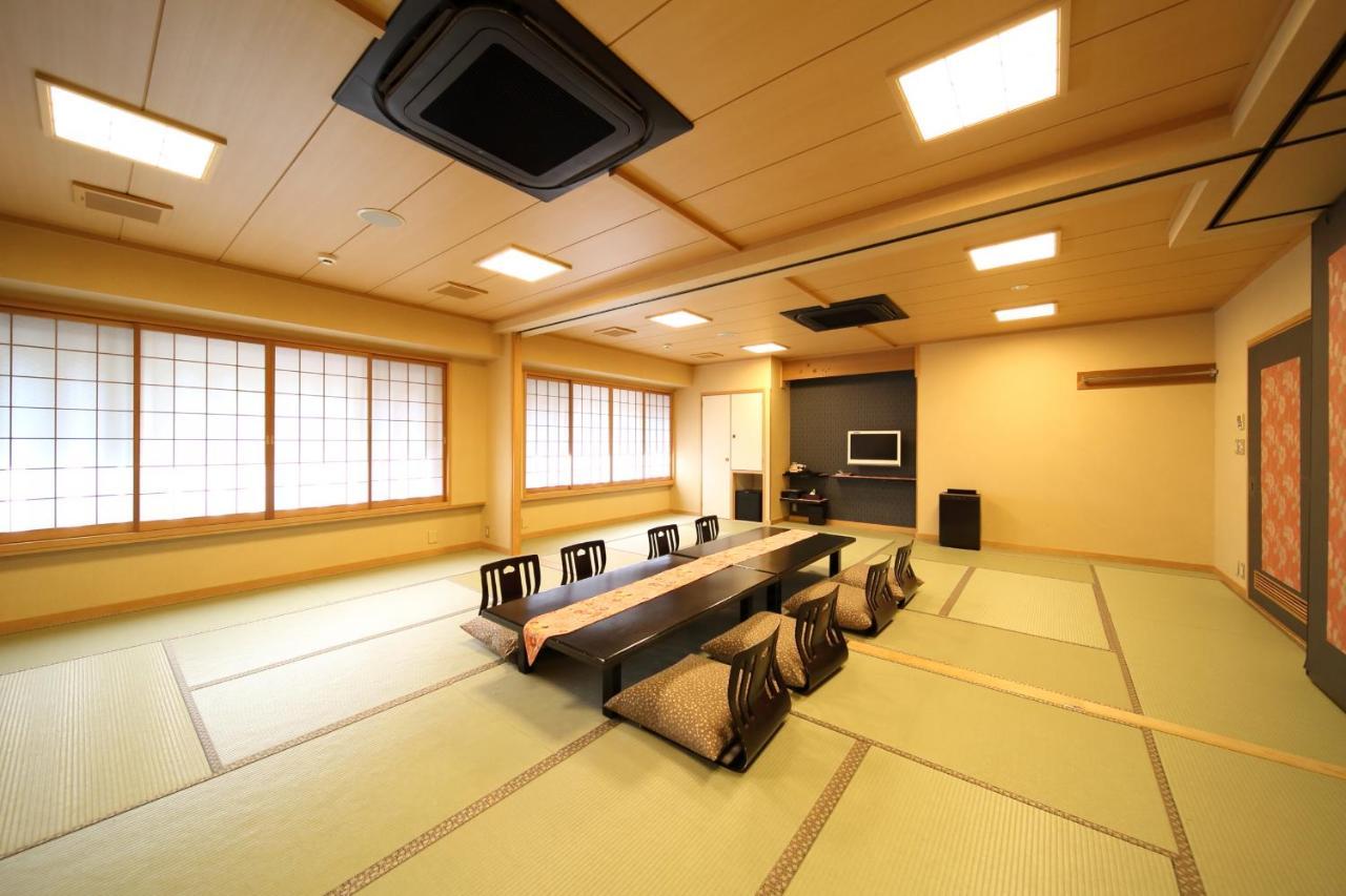 Japanese-Style Family Room,415932231:JPEG