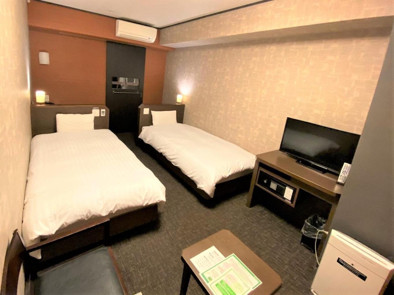Twin Room Non-Smoking,992340673:JPEG