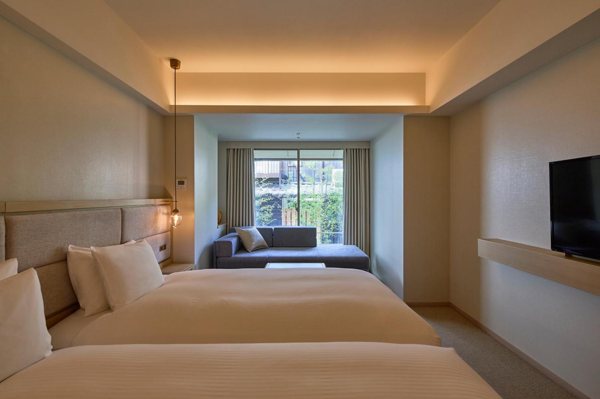 Deluxe Twin Room with Sofa Bed - Non-Smoking,1661686414:JPEG